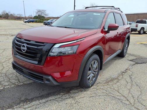 2025 Nissan Pathfinder SV 4WD