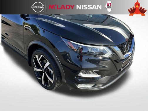 2022 Nissan Rogue Sport SL