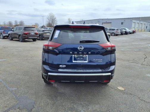 2025 Nissan Rogue Platinum