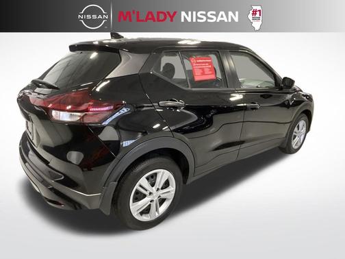 2025 Nissan Kicks S
