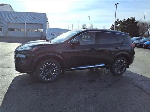 2025 Nissan Rogue Platinum