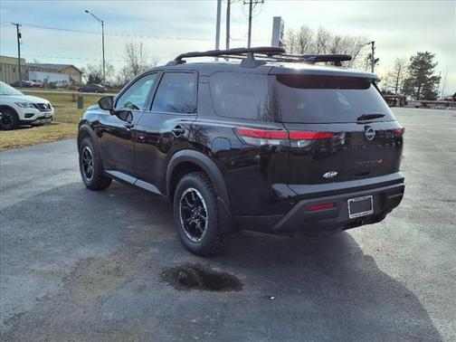 2025 Nissan Pathfinder Rock Creek 4WD