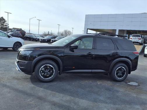 2025 Nissan Pathfinder Rock Creek 4WD