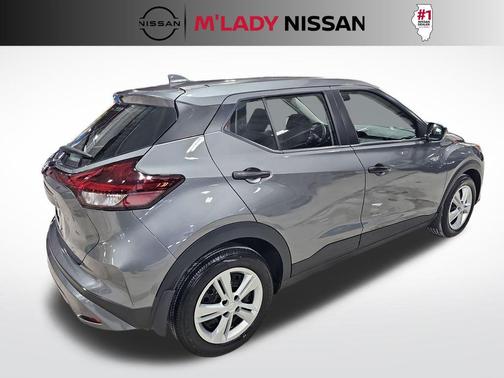 2025 Nissan Kicks S