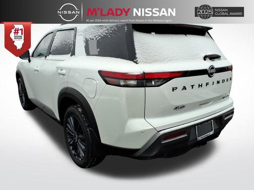 2026 Nissan Pathfinder SL