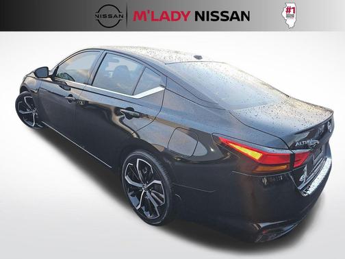 2023 Nissan Altima SR FWD
