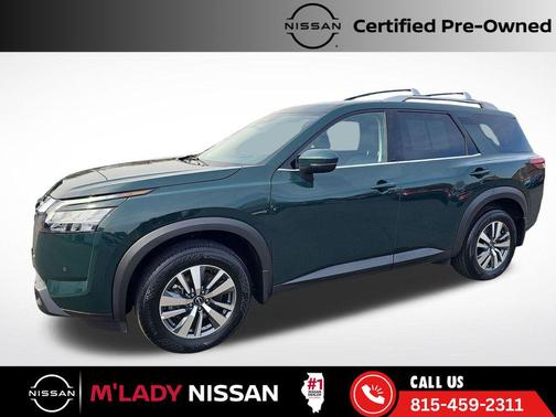Obsidian Green Pearl 2024 Nissan Pathfinder SL 4WD