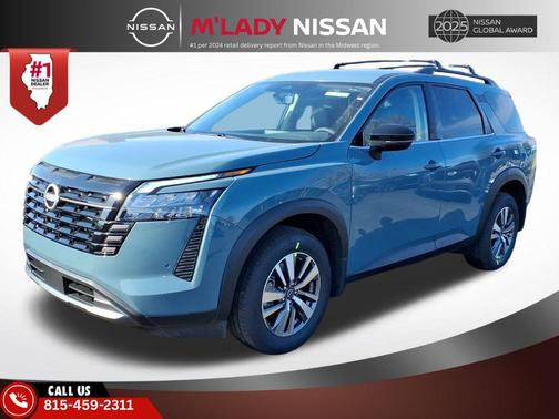 2026 Nissan Pathfinder SL