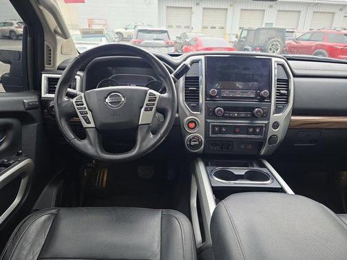 2020 Nissan Titan SL