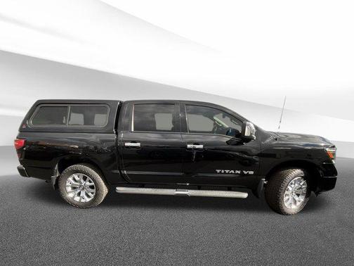 2020 Nissan Titan SL