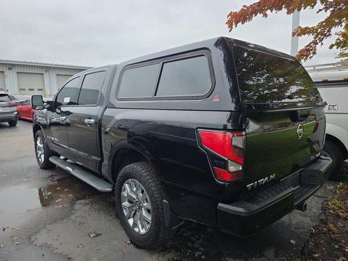 2020 Nissan Titan SL