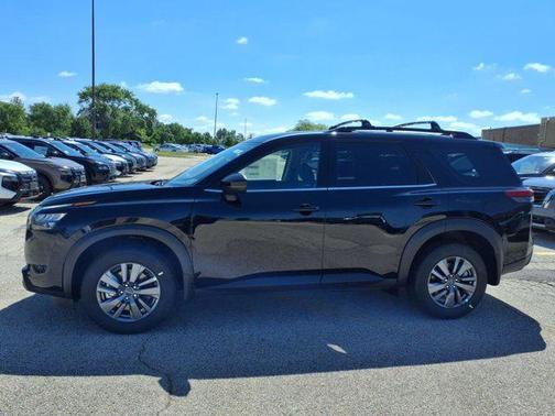 2025 Nissan Pathfinder SV 4WD
