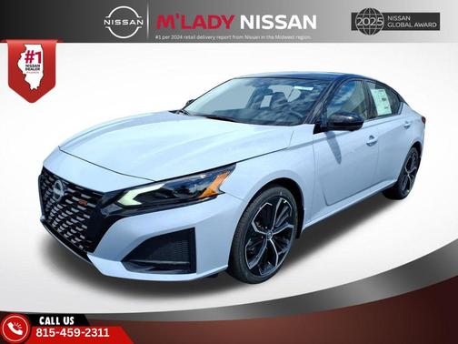 Gray Sky Pearl/Super Black 2026 Nissan Altima SR AWD