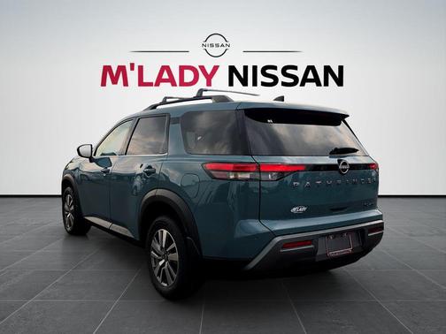 Baltic Teal 2026 Nissan Pathfinder SL