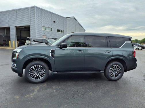 2025 Nissan Armada SL 4WD