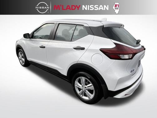 2025 Nissan Kicks S