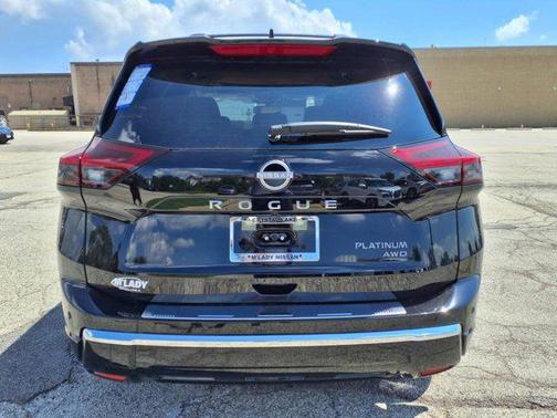 2025 Nissan Rogue Platinum