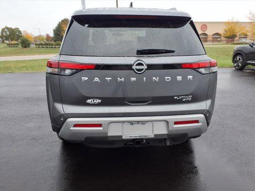2025 Nissan Pathfinder Platinum 4WD