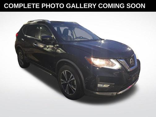Magnetic Black Pearl 2019 Nissan Rogue SV