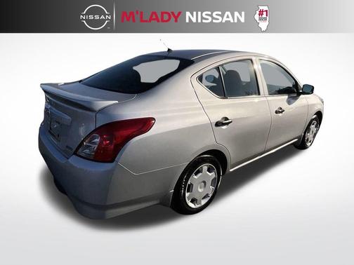 2016 Nissan Versa 1.6 S+