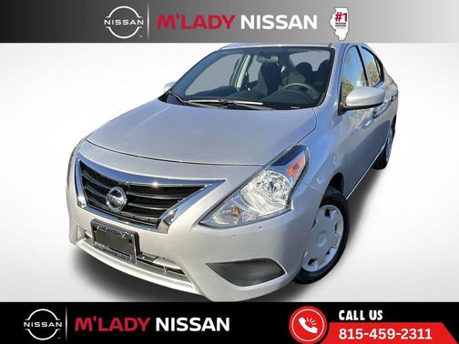 2016 Nissan Versa 1.6 S+