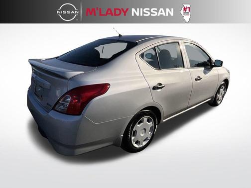 2016 Nissan Versa 1.6 S+