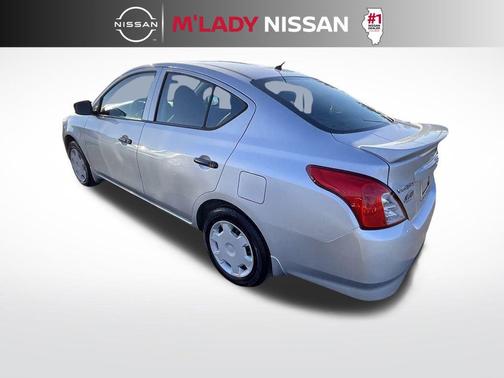 2016 Nissan Versa 1.6 S+
