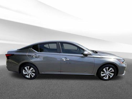 2023 Nissan Altima S FWD