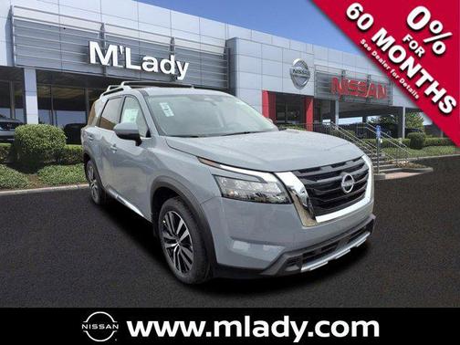 2025 Nissan Pathfinder Platinum 4WD