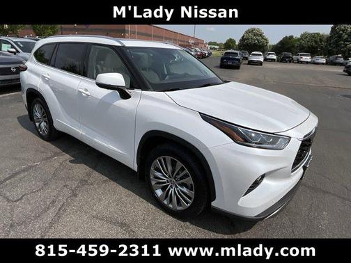 2022 Toyota Highlander Platinum