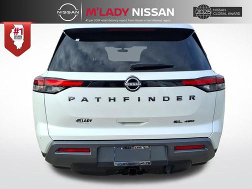 2026 Nissan Pathfinder SL