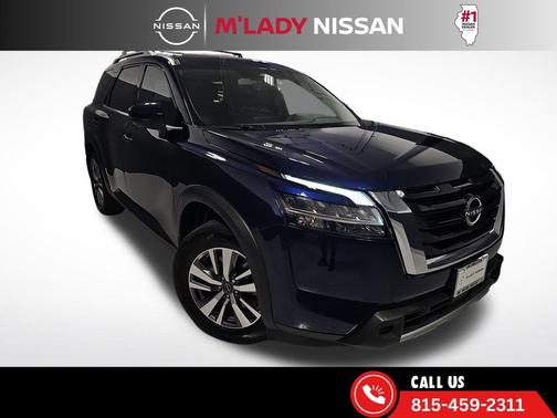 2023 Nissan Pathfinder SL 4WD