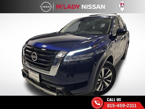 2023 Nissan Pathfinder SL 4WD