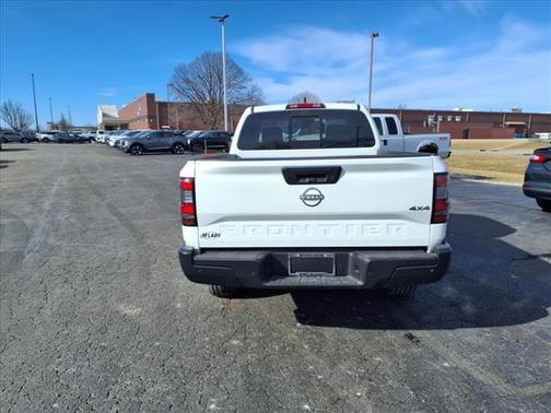2025 Nissan Frontier S