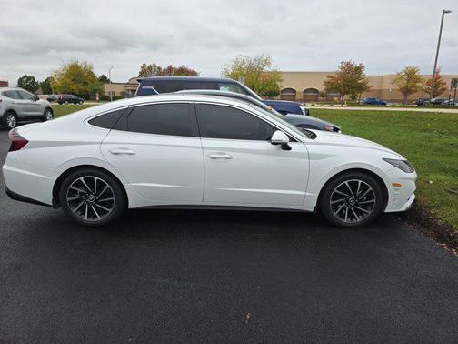 2021 Hyundai SONATA Limited