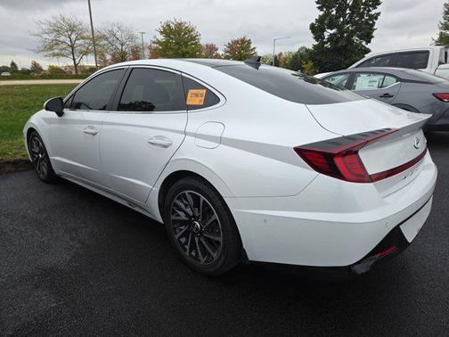 2021 Hyundai SONATA Limited