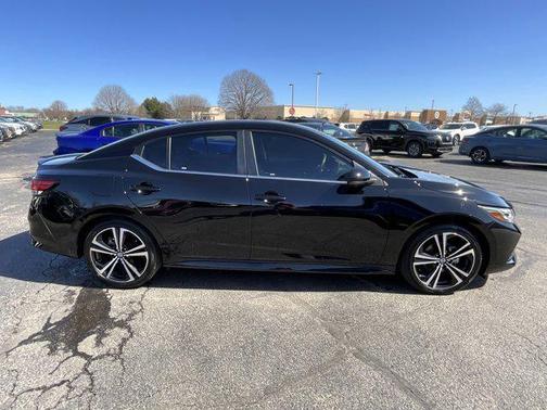 2022 Nissan Sentra SR