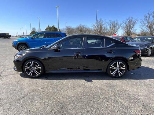 2022 Nissan Sentra SR