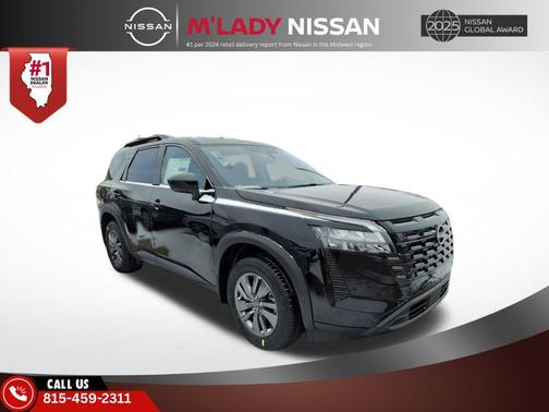 2026 Nissan Pathfinder SV