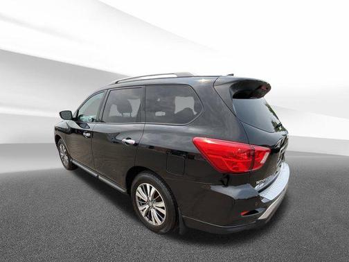 2020 Nissan Pathfinder S 4WD