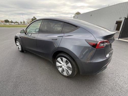 2023 Tesla Model Y Long Range AWD