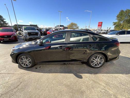2022 Kia Forte GT-Line