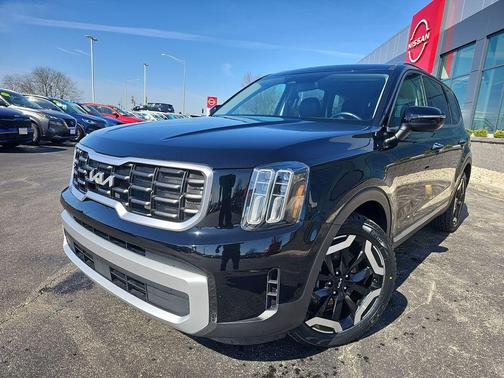 Ebony Black 2025 Kia Telluride S