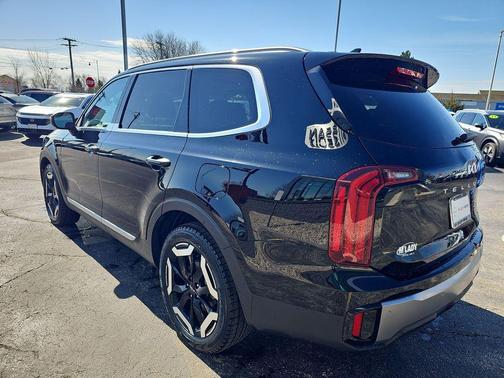 Ebony Black 2025 Kia Telluride S