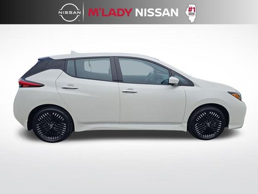 2024 Nissan Leaf SV PLUS