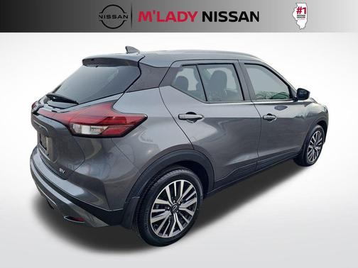 2022 Nissan Kicks SV