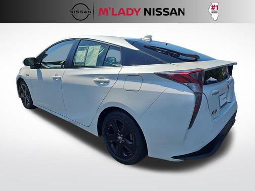 Blizzard Pearl 2018 Toyota Prius Four Touring