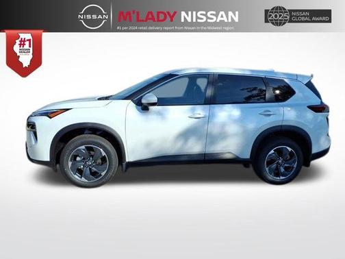 Everest White Pearl Tricoat 2026 Nissan Rogue SV
