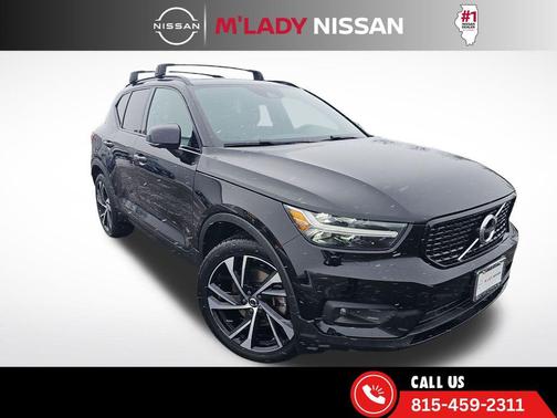 2019 Volvo XC40 T5 R-Design