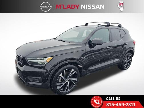 2019 Volvo XC40 T5 R-Design
